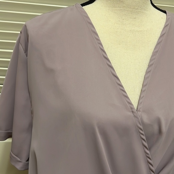 129. Lilac Top - Oversized, Wrap Front, Twist Front - Picture 5 of 16